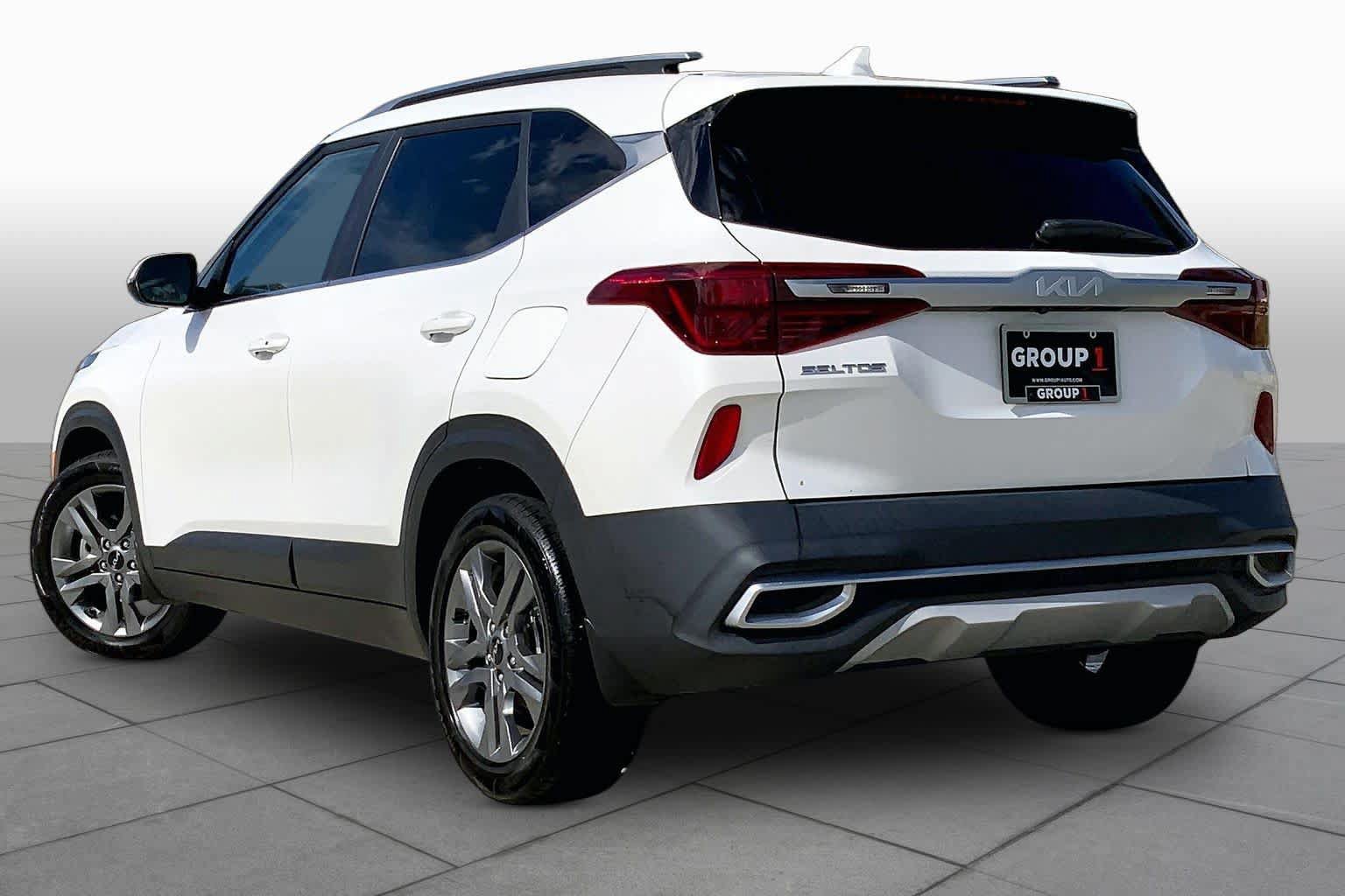 Used 2022 Kia Seltos S FWD image 12
