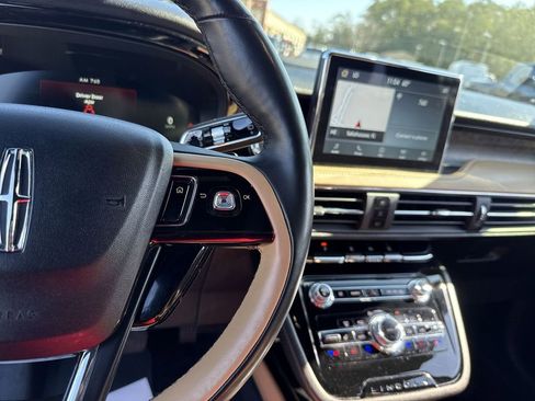 Used 2022 Lincoln Corsair Reserve w/ Equipment Group 201A image 14