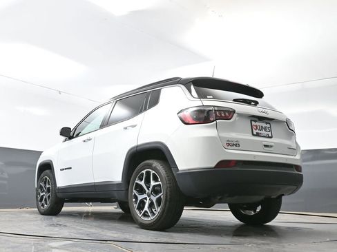 Used 2025 Jeep Compass Limited AWD/4WD image 52