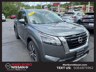 Used 2023 Nissan Pathfinder Platinum AWD/4WD video 1