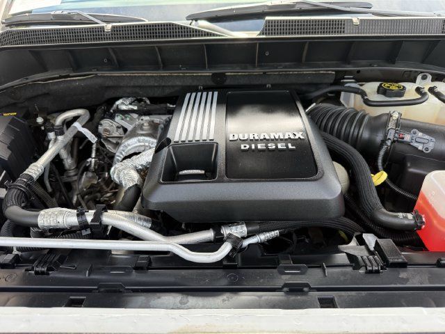 Certified 2022 Chevrolet Silverado 1500 LT w/ Z71 Off-Road Package AWD/4WD image 34