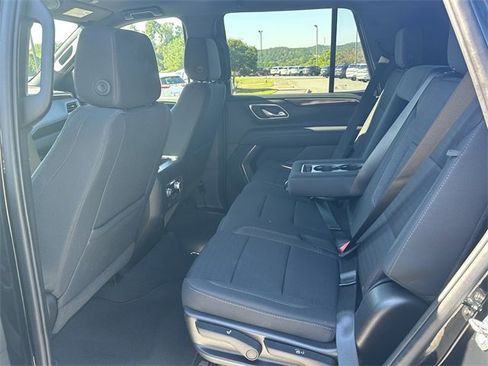 Used 2022 GMC Yukon SLE w/ Gmc Pro Safety Plus Package image 21