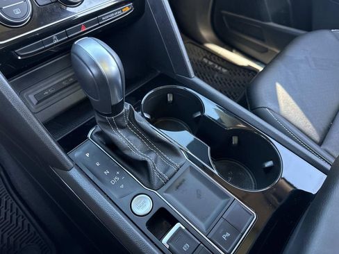 Used 2023 Volkswagen Atlas SE w/ Panoramic Sunroof Package image 27