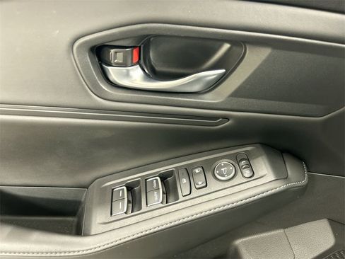 Used 2023 Honda Accord Sport image 17