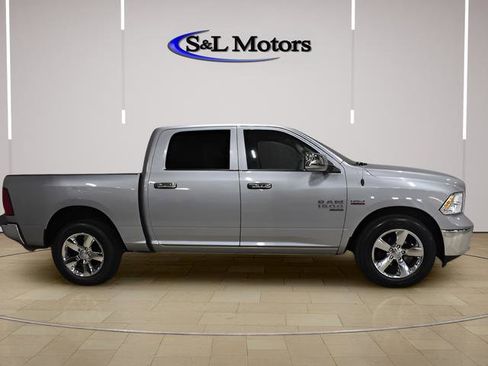 Used 2023 RAM 1500 Classic SLT AWD/4WD image 10