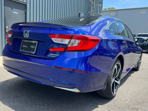 Used 2022 Honda Accord Sport image 4