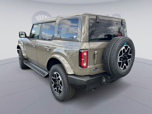 New 2025 Ford Bronco Outer Banks image 4