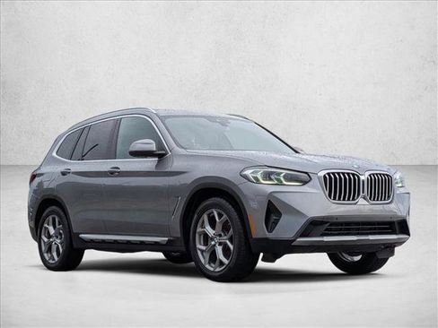 Used 2024 BMW X3 sDrive30i w/ Convenience Package RWD image 3