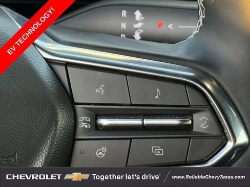 Used 2024 Chevrolet Blazer EV LT AWD/4WD image 15
