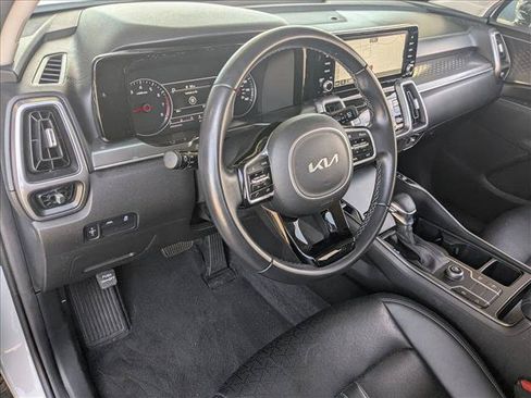 Used 2023 Kia Sorento S w/ Panoramic Sunroof Package FWD image 10