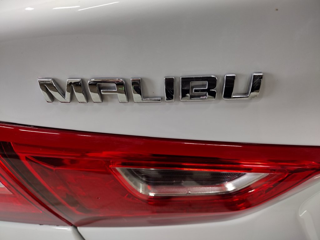Used 2024 Chevrolet Malibu LT FWD image 16