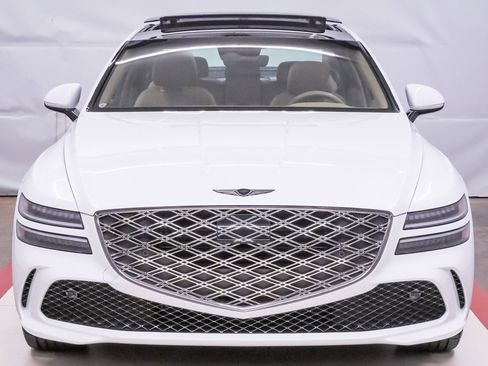 Certified 2025 Genesis G80 2.5T Advanced image 4