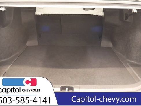 Used 2025 Toyota Camry SE FWD image 26