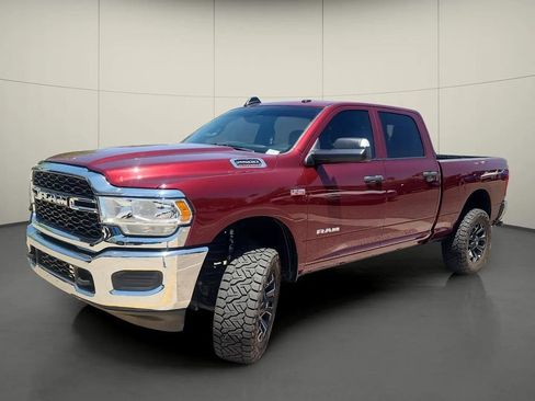 Used 2022 RAM 2500 Tradesman AWD/4WD image 3