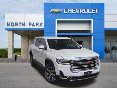 Used 2021 GMC Acadia SLE w/ LPO, Floor Liner Package FWD image 1