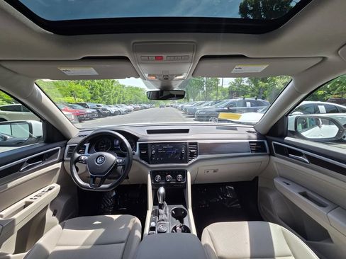 Used 2019 Volkswagen Atlas SE w/ Panoramic Sunroof Package AWD/4WD image 16