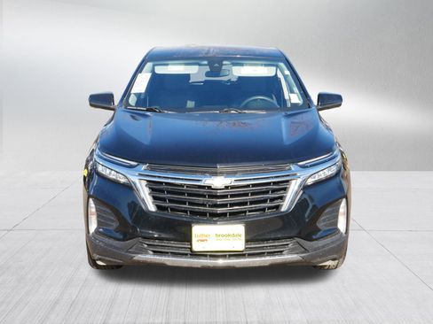 Used 2022 Chevrolet Equinox LT image 2