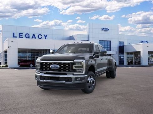 New 2026 Ford F350 King Ranch w/ Chrome Package AWD/4WD image 2