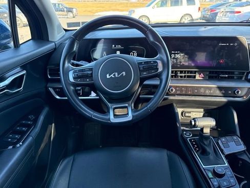Used 2023 Kia Sportage EX image 13