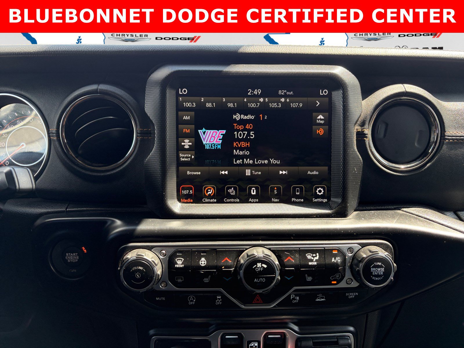Used 2022 Jeep Gladiator Overland AWD/4WD image 15