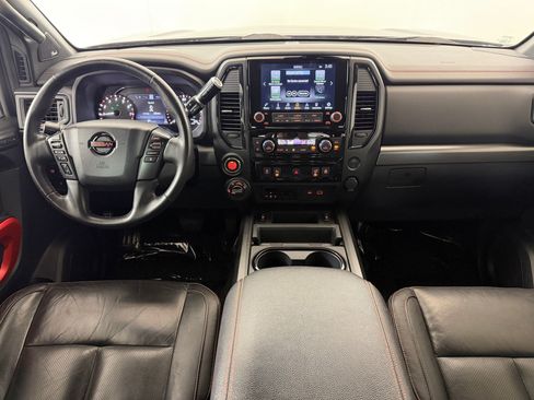 Used 2020 Nissan Titan PRO-4X w/ Pro-4x Convenience Package AWD/4WD image 24