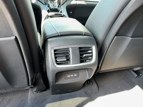 Used 2023 Acura RDX w/ Technology Package image 16