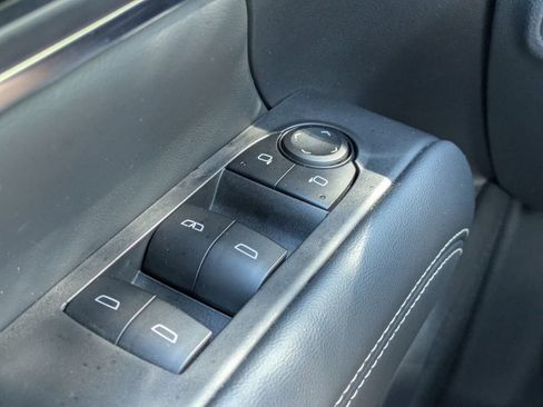 Used 2025 GMC Terrain Elevation image 25