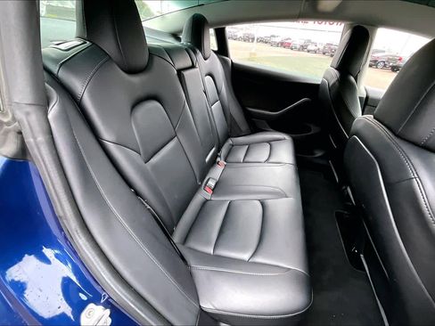 Used 2022 Tesla Model 3 Long Range image 19