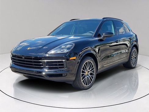 Used 2021 Porsche Cayenne S image 3