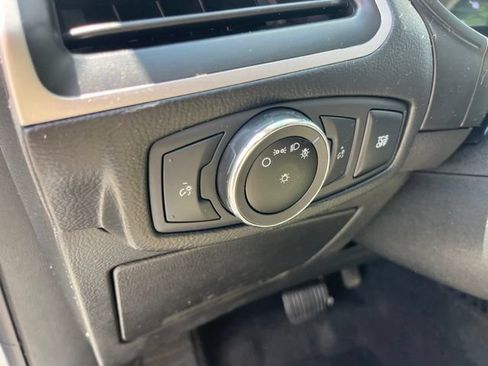Used 2023 Ford Edge SE AWD/4WD image 16