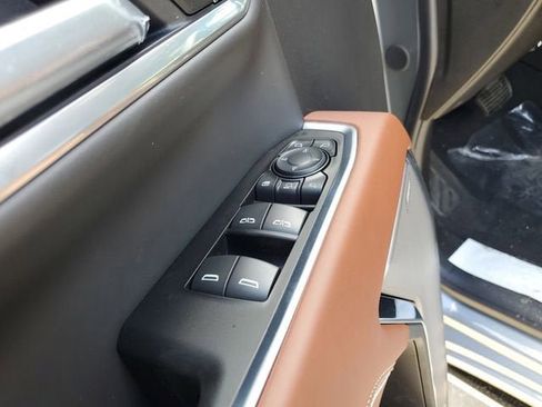 New 2026 GMC Sierra 3500 Denali Ultimate AWD/4WD image 19