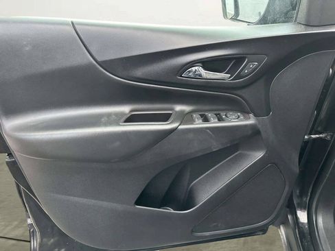 Used 2021 Chevrolet Equinox LT AWD/4WD image 10