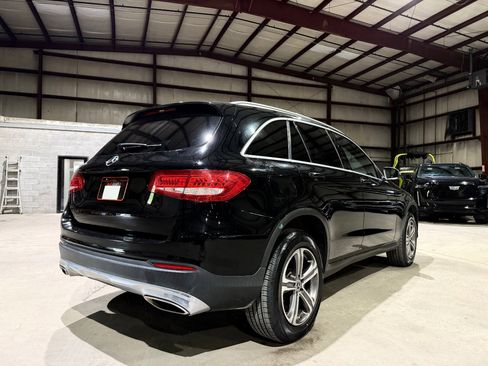 Used 2018 Mercedes-Benz GLC 300 image 3