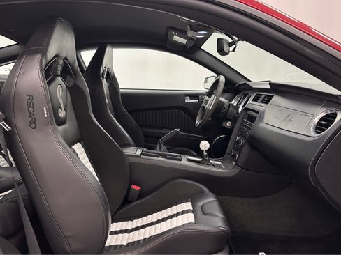 Used 2014 Ford Mustang Shelby GT500 w/ Equipment Group 821A image 16