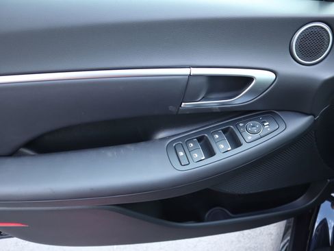 New 2026 Hyundai Sonata SEL FWD image 11