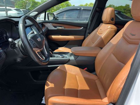 Certified 2023 Cadillac XT5 Premium Luxury AWD/4WD image 14