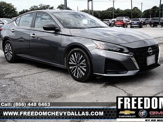 Used 2025 Nissan Altima 2.5 SV FWD video 1