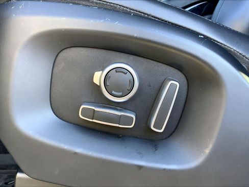 Used 2016 Land Rover Range Rover Long Wheelbase Supercharged image 29