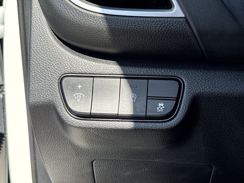 Certified 2025 Kia Seltos EX FWD image 29