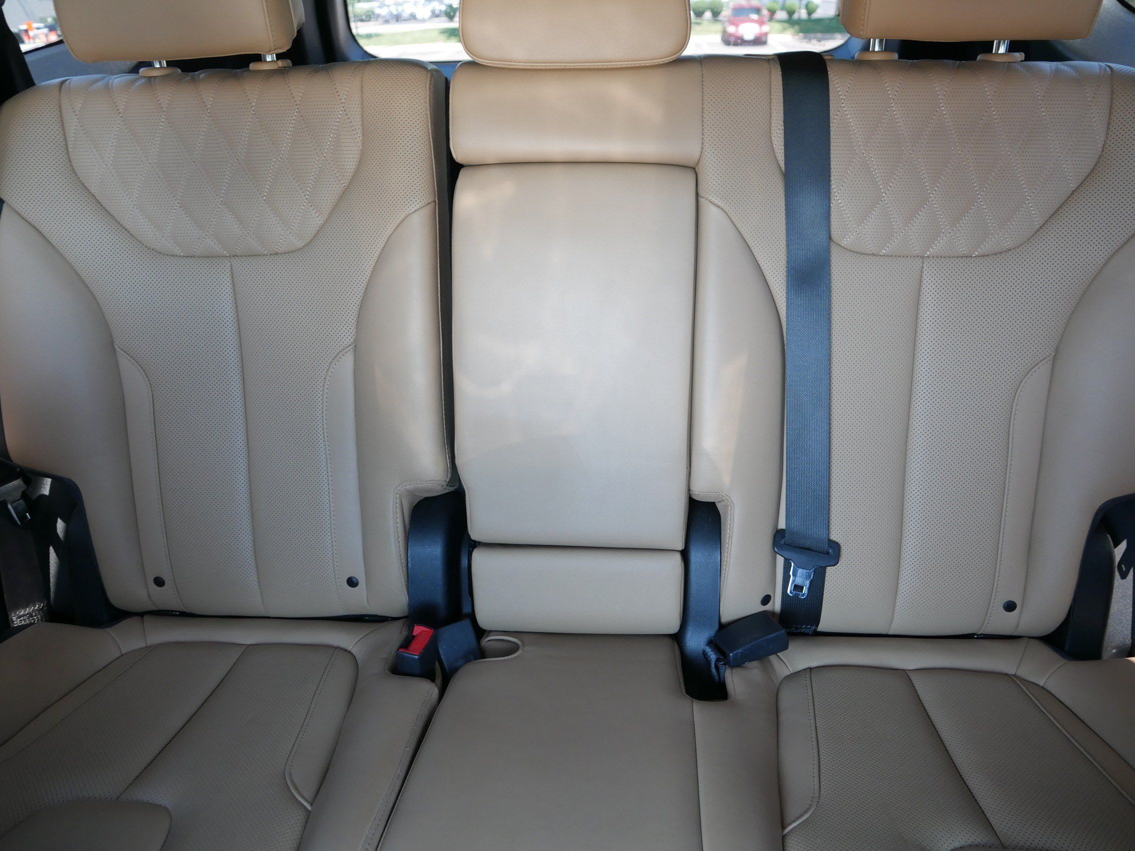 Used 2023 Hyundai Santa Fe Calligraphy AWD/4WD image 13