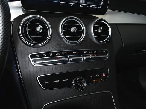 Used 2023 Mercedes-Benz C 43 AMG 4MATIC Coupe image 31