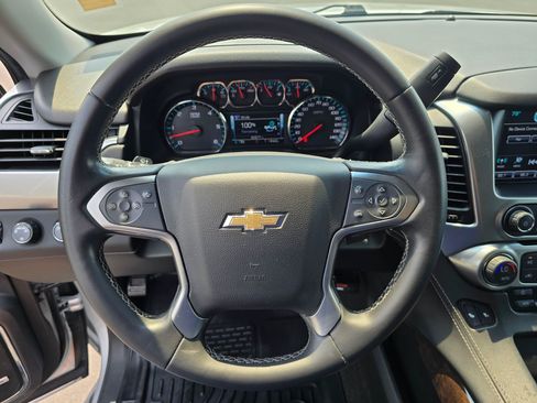 Used 2018 Chevrolet Suburban LT AWD/4WD image 21