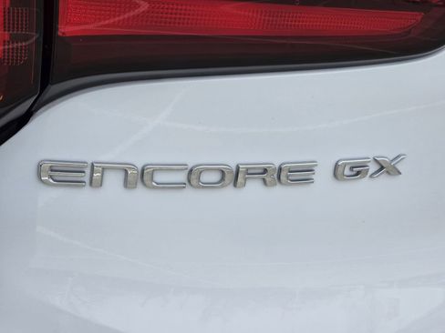 Used 2024 Buick Encore GX Preferred w/ Comfort Package image 11