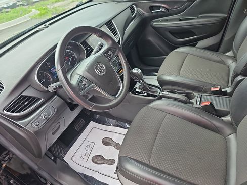 Used 2020 Buick Encore Preferred w/ Safety Package FWD image 17