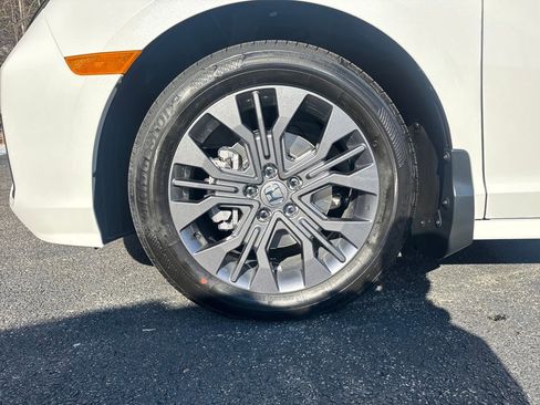 New 2026 Honda Odyssey Touring image 30