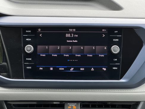 Used 2024 Volkswagen Taos SE image 29