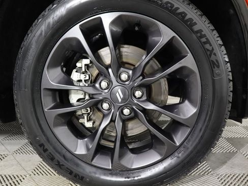 Used 2023 Dodge Durango GT image 32