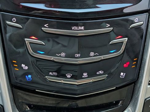 Used 2013 Cadillac SRX Premium image 21