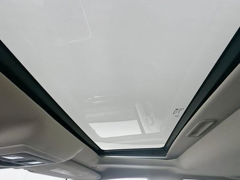 Used 2017 RAM 2500 Laramie w/ Convenience Group image 21