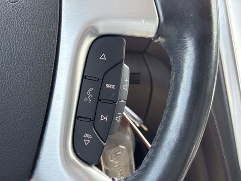 Used 2017 GMC Acadia Limited SLT FWD image 30